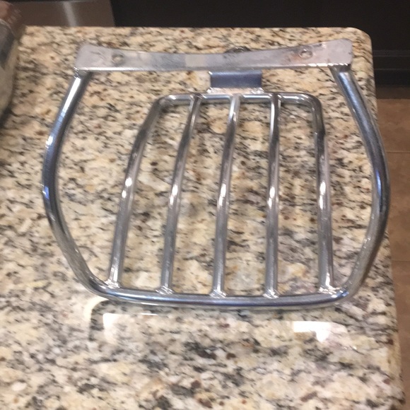 Luggage rack - Picture 2 of 2